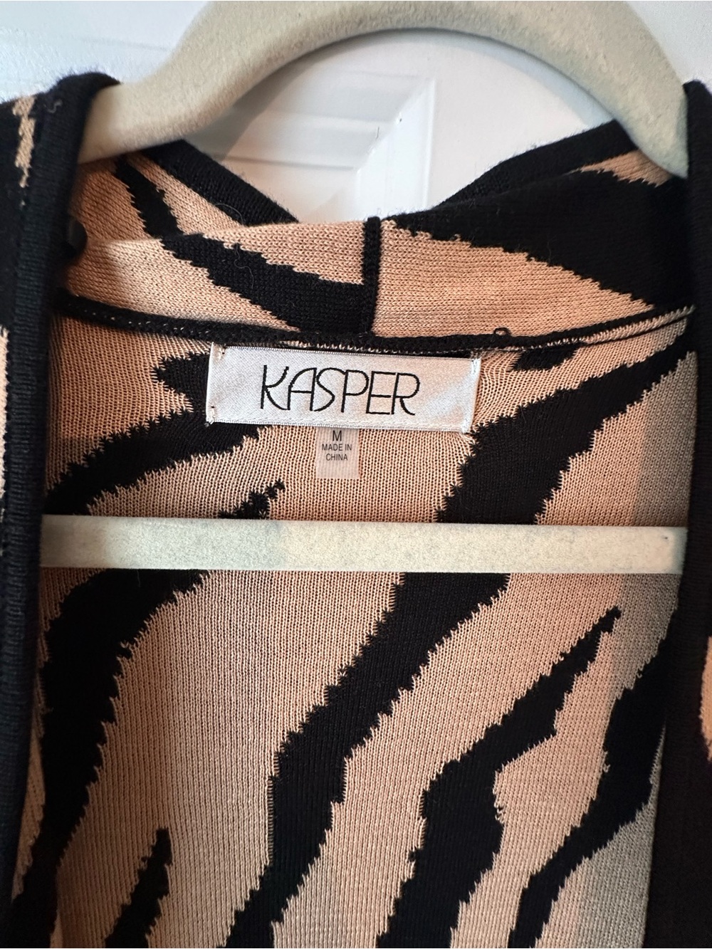 Kasper Black and Beige Zebra-Pattern Cardigan